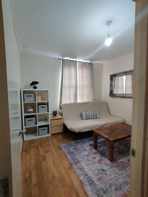 Simply Shoreditch 1 Bed Space Лондон Экстерьер фото